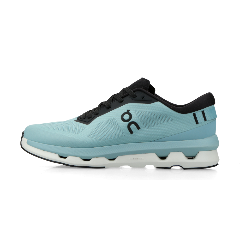 On Cloudzone M (wash / black)