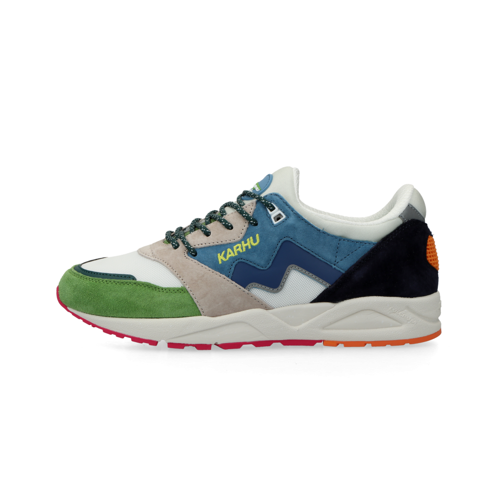 Karhu Aria 95 "Flow State" (piquant green / true navy)