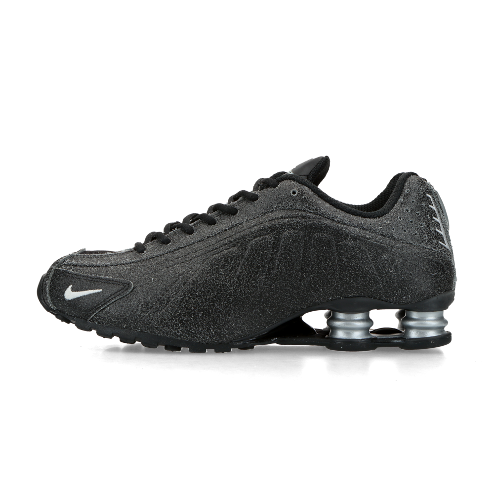 Nike Shox R4 QS (black / sail / lt smoke grey / metallic silver)