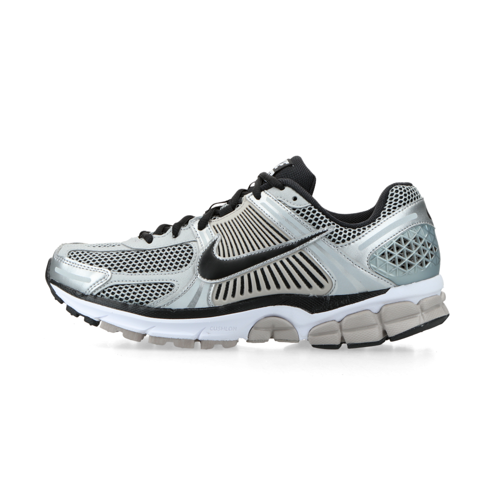 Nike Zoom Vomero 5 (metallic silver / black / college grey)