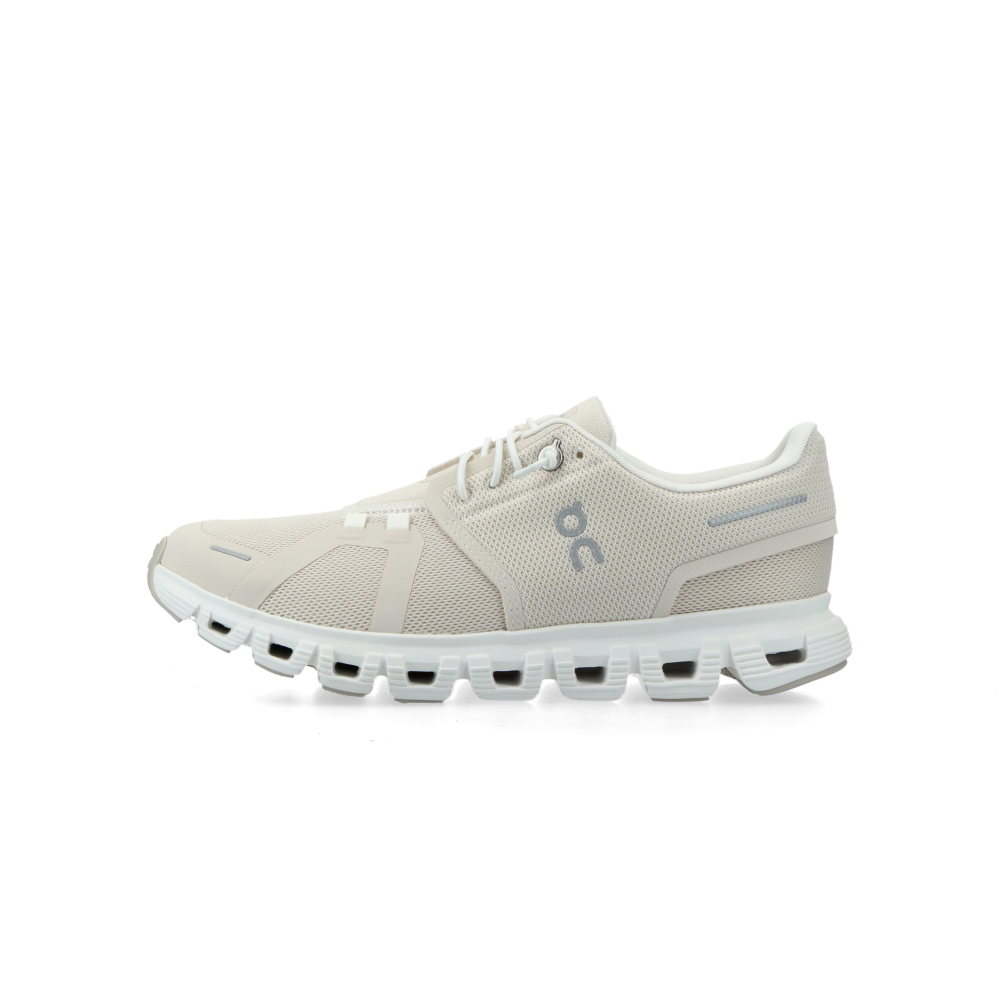 On Cloud 6 “Pearl White”: sanftes Weiß, das zu allem passt (4)