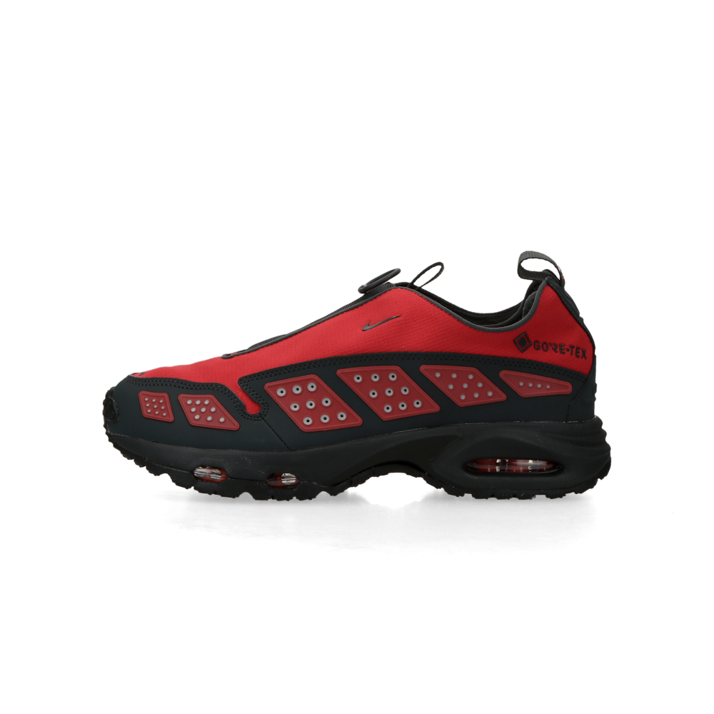 Nike WMNS Air Max SNDR Gore-Tex (hyper crimson / dk smoke grey / fire red)