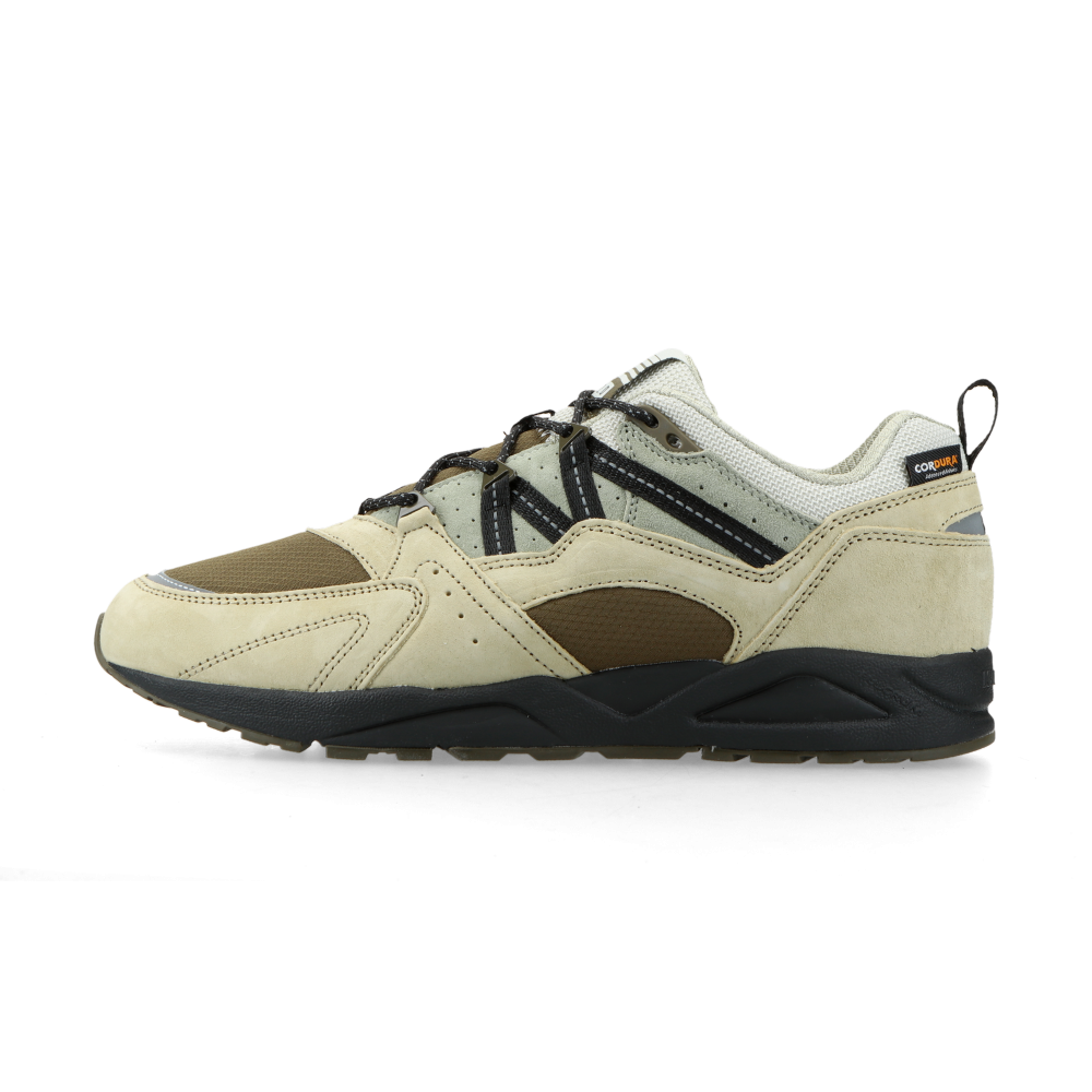 Karhu Fusion 2.0 (pale olive green / jet black)