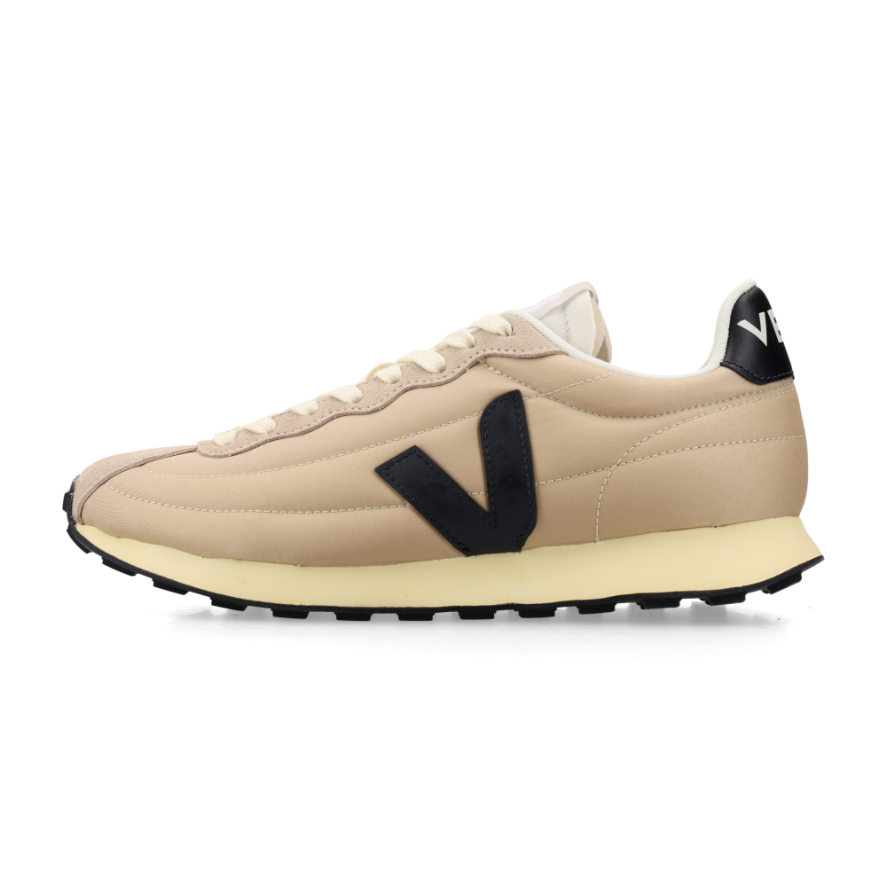 VEJA WMNS Belem (almond / black)