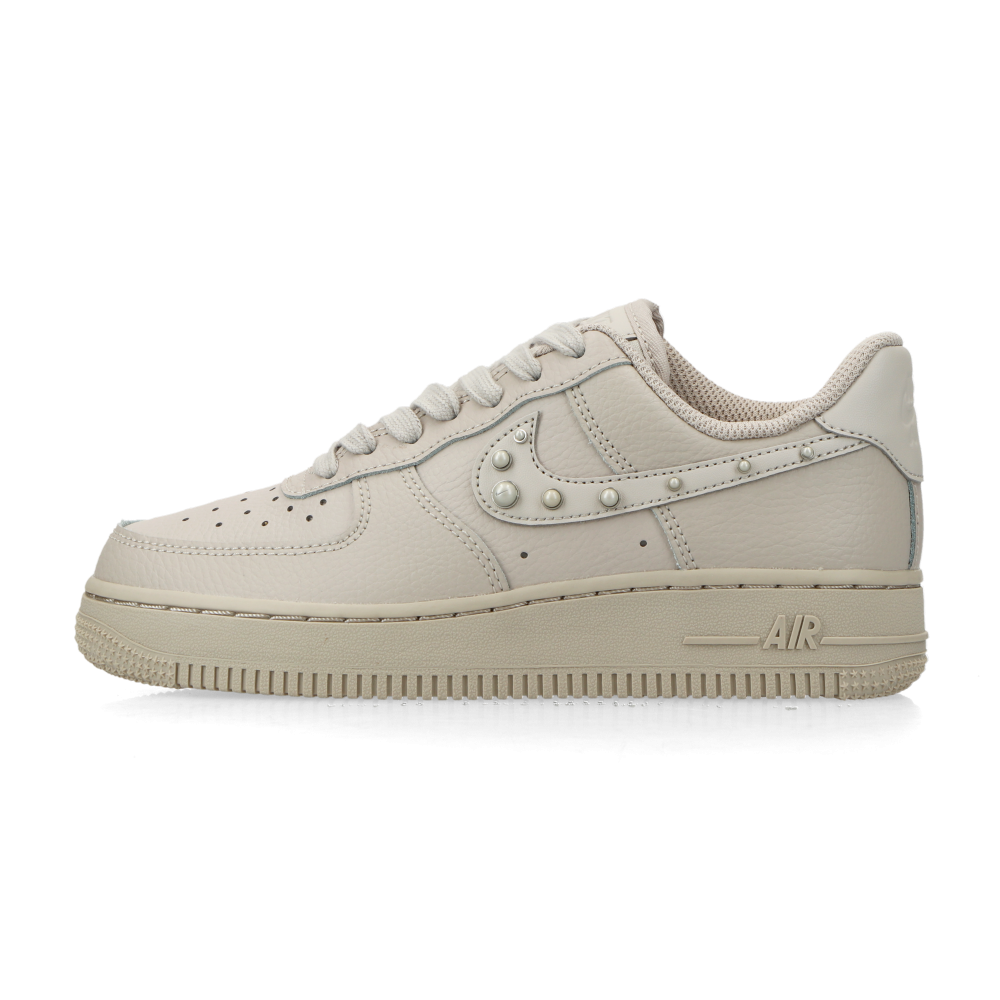 Nike WMNS Air Force 1 '07 (cream ii / cream ii / metallic silver / white) - 36