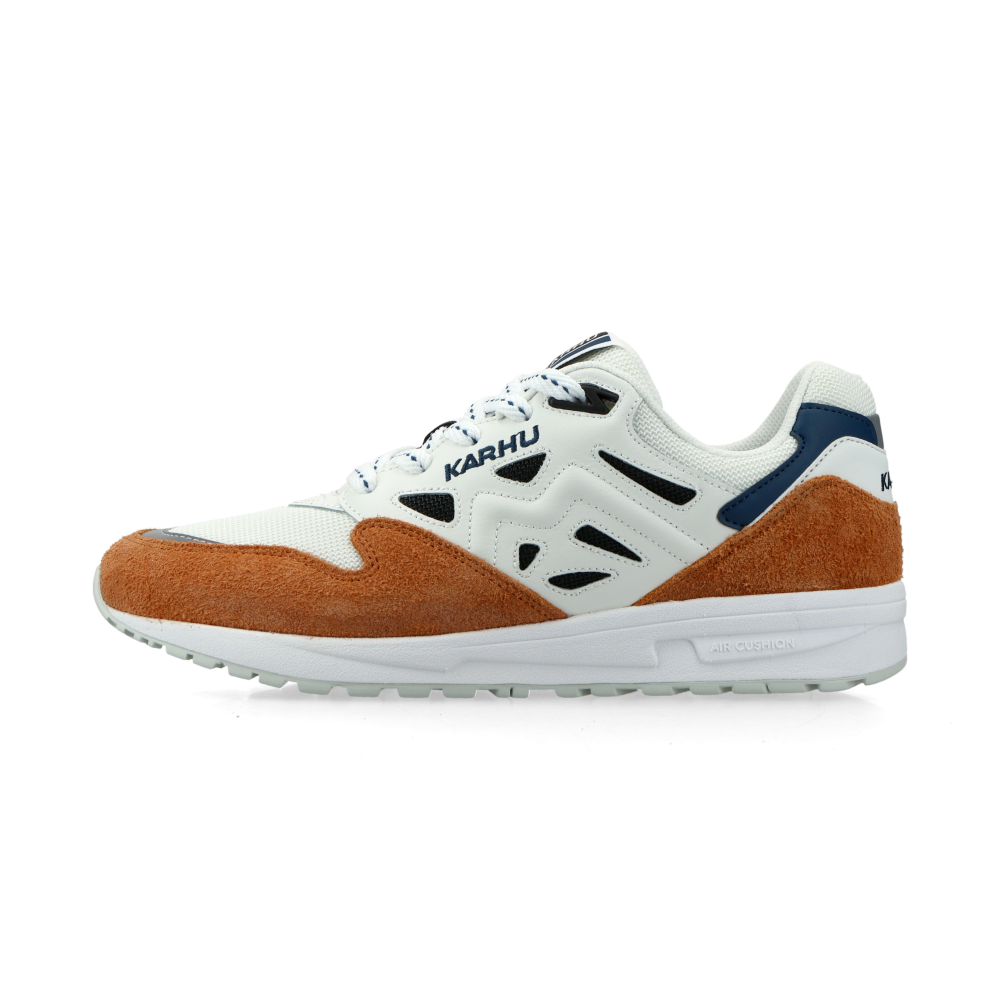 Karhu Legacy 96 (pumpkin spice / bright white)