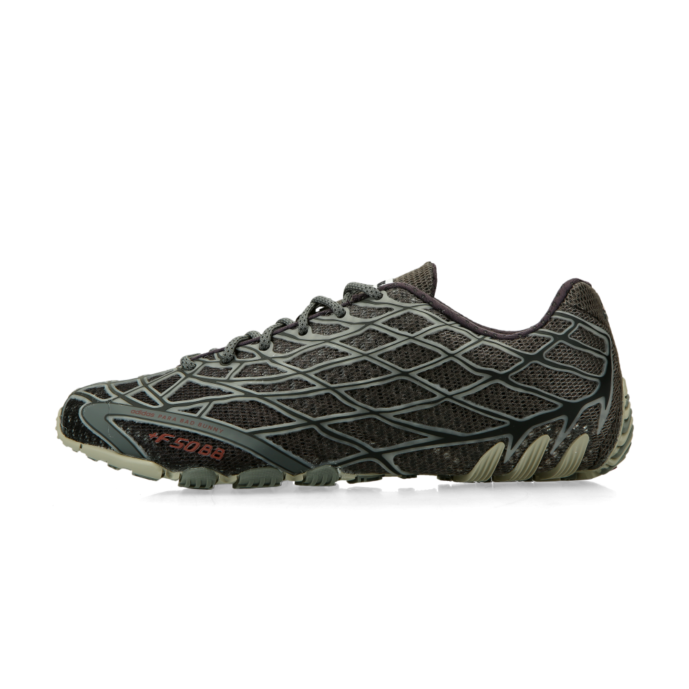 adidas x Bad Bunny F50 Ghost Sprint "Black Charcoal", vue de côté