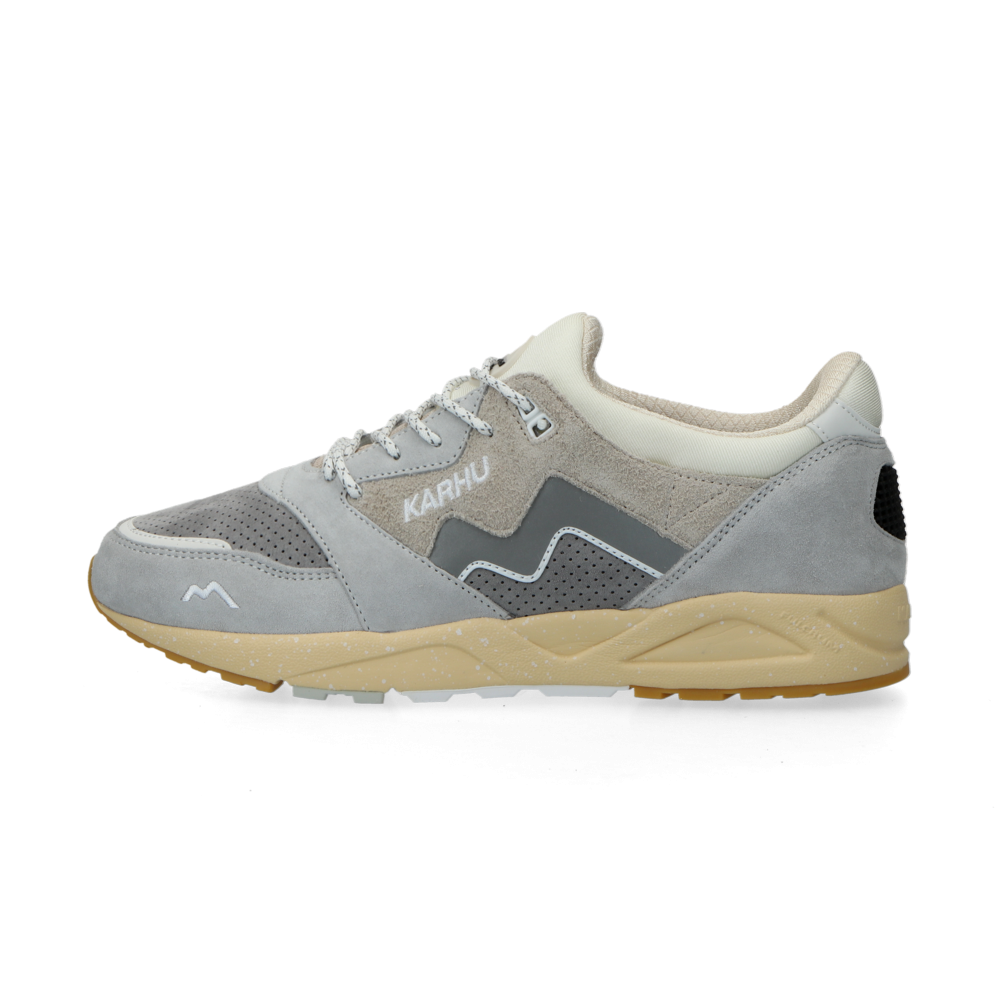 Karhu Aria 95 (lunar rock / foggy dew) - 38