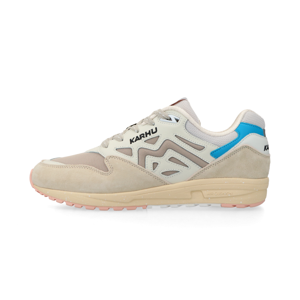 Karhu Legacy 96 (whitecap gray / silver lining)