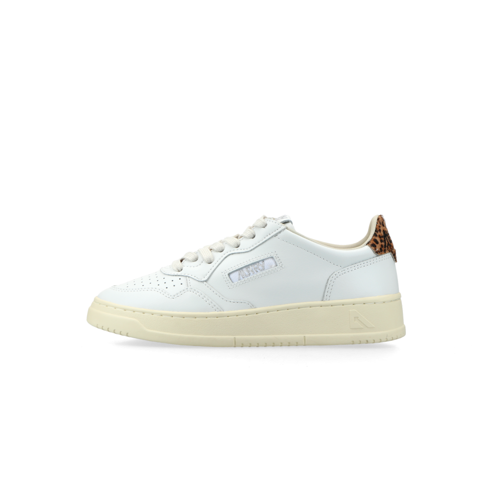 Autry Medalist Low W (lea / polace white / leo)