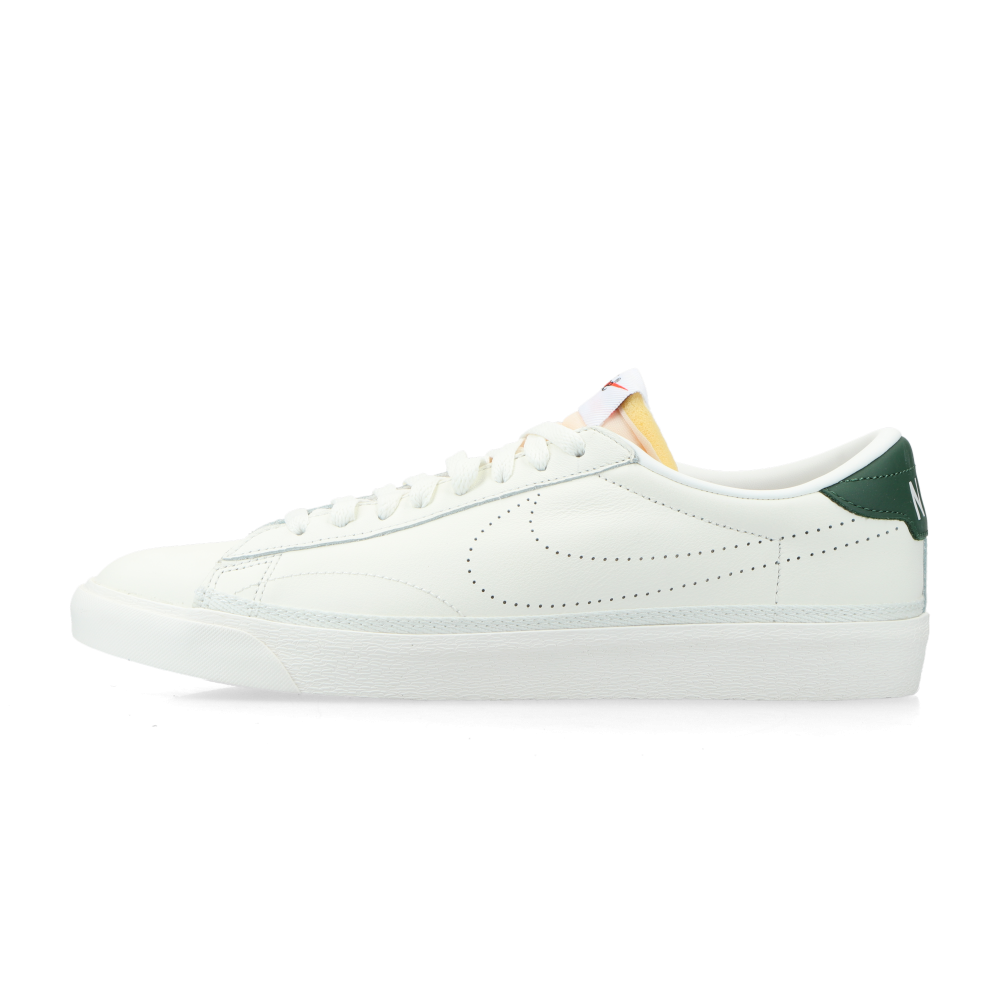 Nike Tennis Classic AC (sail / sail / fir / team orange) - 40