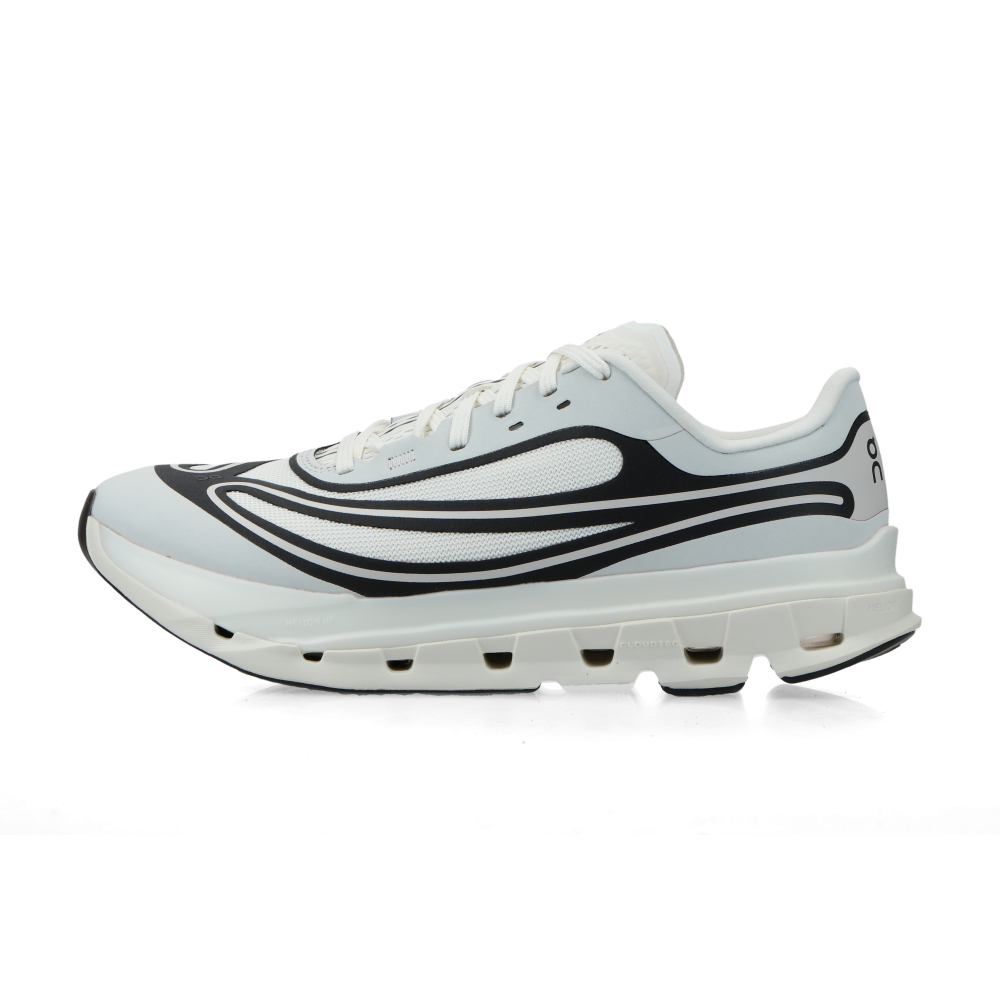 On Cloudflow 5 AD M (ivory)