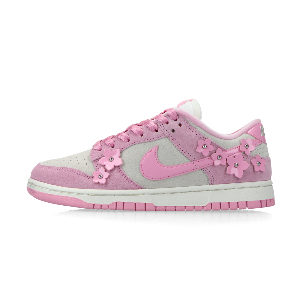Nike Dunk Low SE “Pink Flowers” - 40