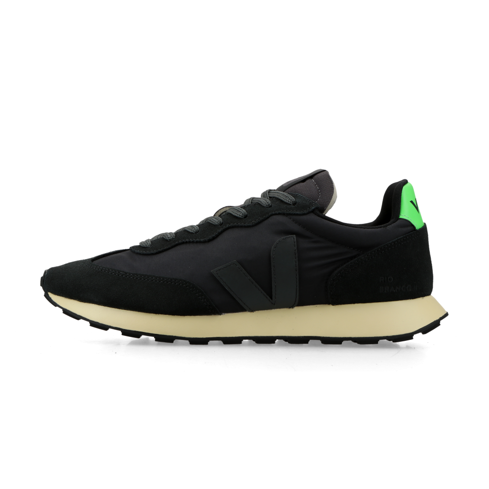 VEJA Rio Branco II Lite Nolyn (black / grafite)